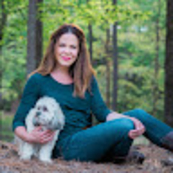 Meet your Posher, Kelley - Picture 1 of 1